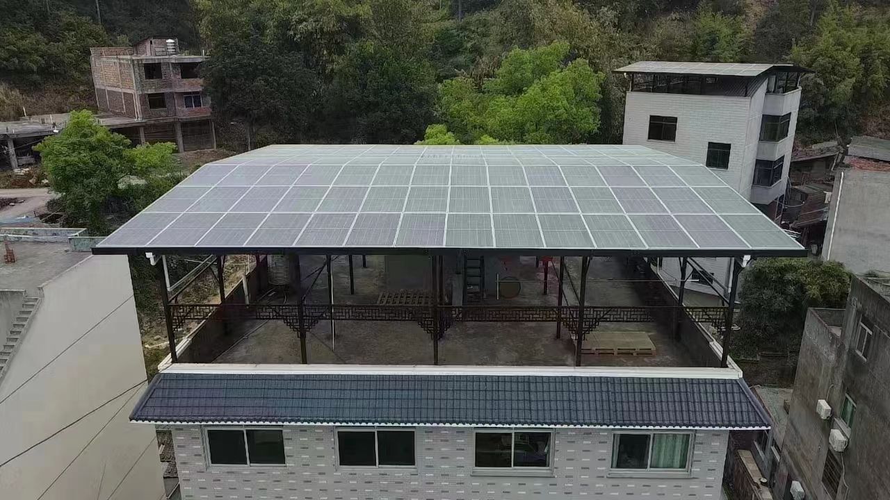 巴音郭楞15kw+10kwh自建别墅家庭光伏储能系统